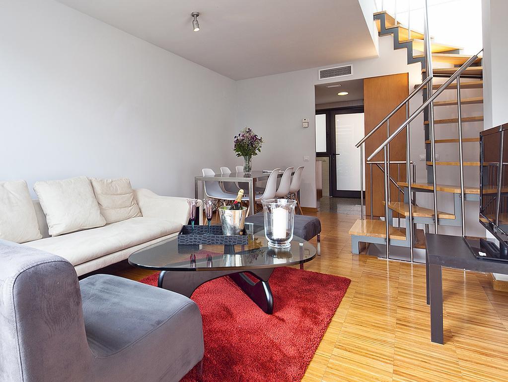 Apartment Barcelona Rentals - Penthouse With Terrace Zewnętrze zdjęcie