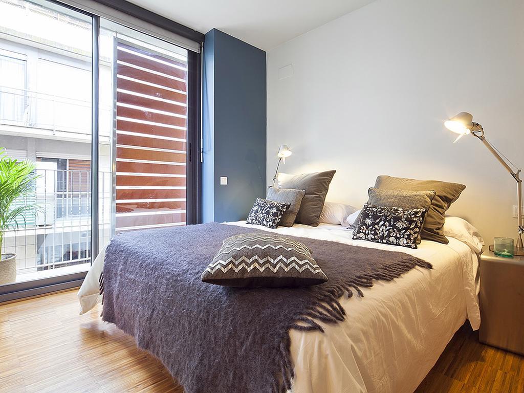 Apartment Barcelona Rentals - Penthouse With Terrace Zewnętrze zdjęcie